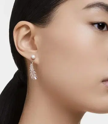 거의 새상품 스와로브스키 Swarovski Nice 드롭 귀걸이