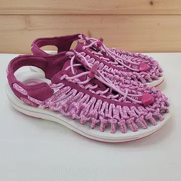 킨 우먼 유니크 핑크 베리 23.5cm