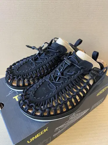 KEEN UNEKEE 블랙 28cm 킨 유니크 샌들