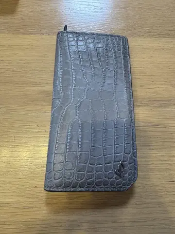 그레이 크로커다일풍 장지갑