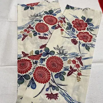 겐지 이야기? 베니가타 패턴 유카타