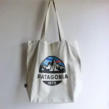 PATAGONIA 로고 토트백 1973년 디자인