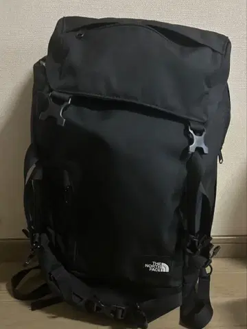THE NORTH FACE 블랙 백팩 중형