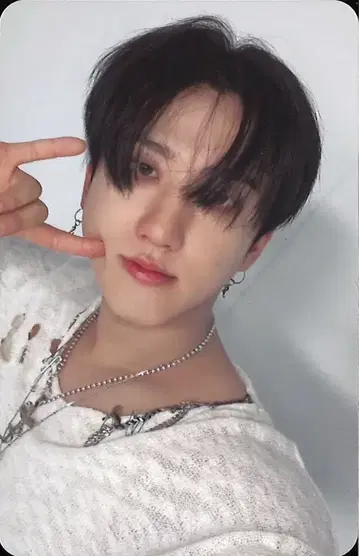 스트레이키즈 창빈 락-스타 손