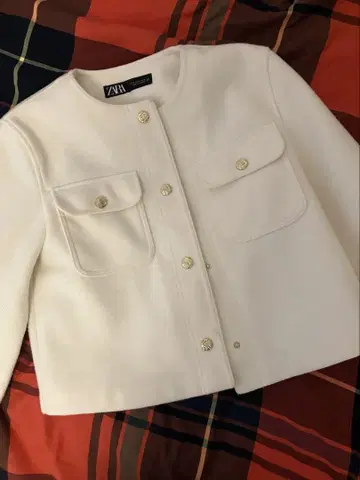 자라 화이트 자켓