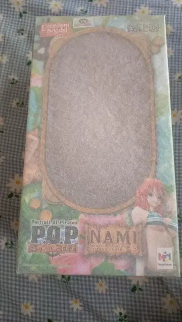 메가하우스 P.O.P 나미 피규어
