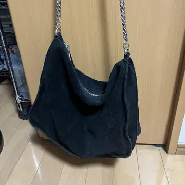 스웨이드 블랙 백 지퍼