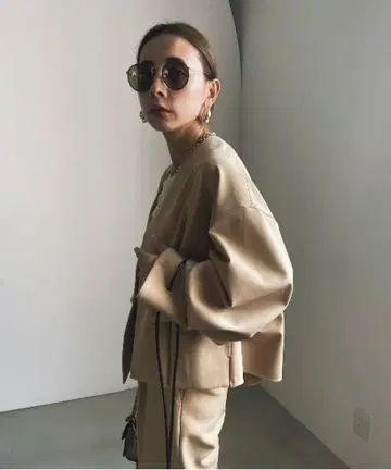 KNOT SLEEVE JACKET 베이지 M 사이즈