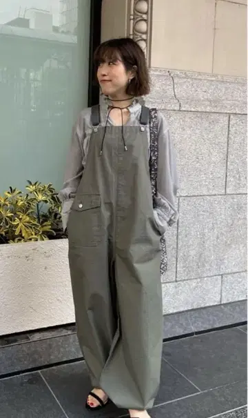 Spick and span 립스탑 오버롤 카키 38 새상품급