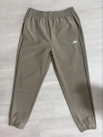 New Balance Dockside 조거 팬츠 M 베이지