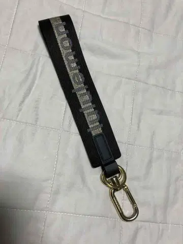 룰루레몬 로고 키링