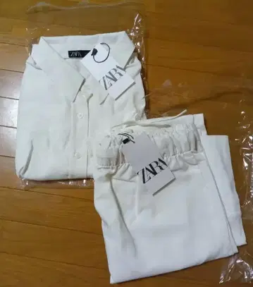 자라 화이트 셋업 셔츠와 팬츠