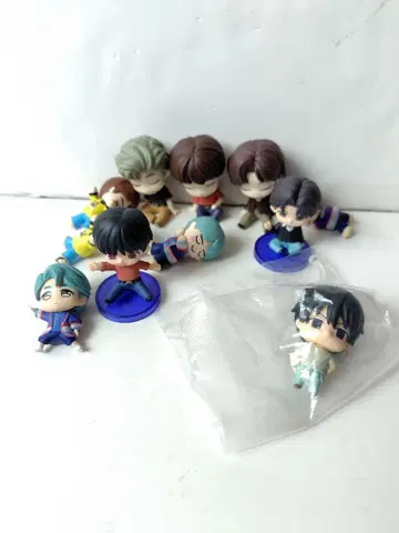 BTS TinyTAN 가챠가챠 피규어