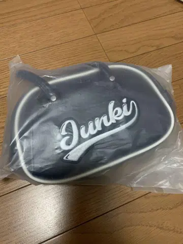 코노 준키 미니 보스턴 백