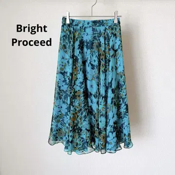 새상품급 Bright Proceed 플라워 프린트 플레어 스커트 블루