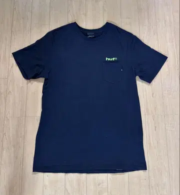 HUF 블랙 티셔츠 L 사이즈 포켓 부착