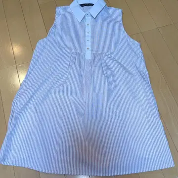 ZARA BASIC 미사용 슬리브리스 스트라이프 셔츠 S 사이즈