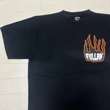 FULLBK 원포인트 티셔츠 브랜드 로고 풀비케이 불꽃