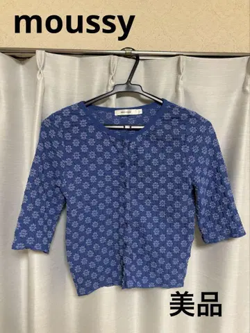 moussy 꽃무늬 상의