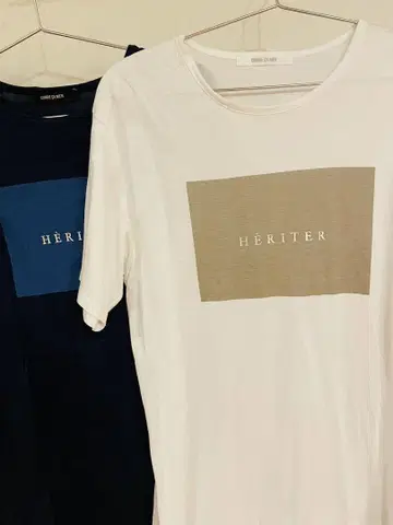 COMME CA MEN 화이트, 네이비 티셔츠 2종 세트