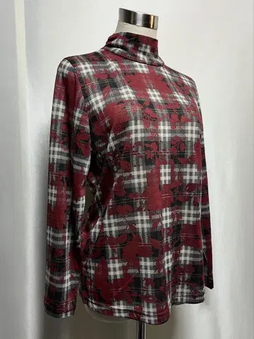 사용된 체크 L/S 상단