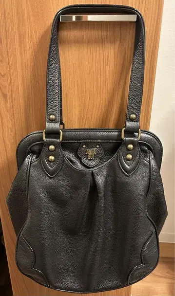 ANNA SUI 안나수이 가죽 블랙 핸드백