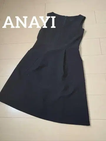 ANAYI 아나이 미 실루엣 블랙 슬리브리스 원피스 무릎 기장 38 포멀