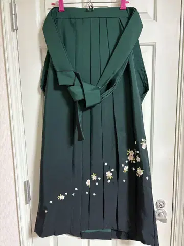 꽃무늬 자수 그린 컬러 그라데이션 하카마 91cm 졸업식