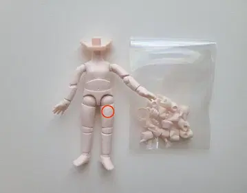 [ 가격 인하 중 ] 오비츠11 슈퍼 화이티 바디