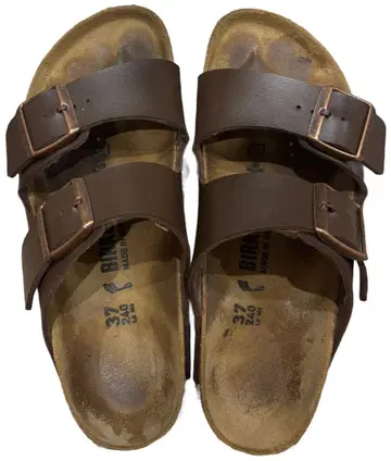 BIRKENSTOCK 샌들
