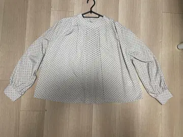 화이트 도트 무늬 긴팔 블라우스 L 사이즈