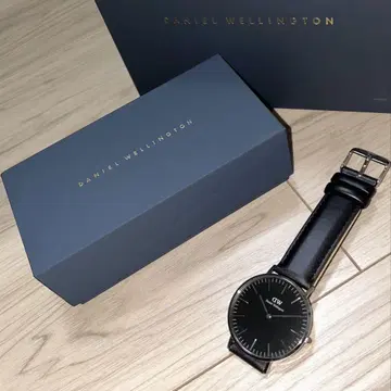 다니엘 웰링턴 클래식 셰필드