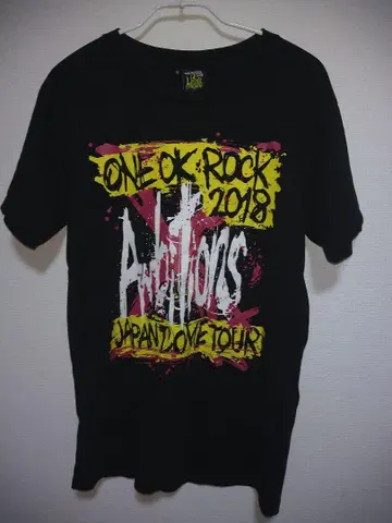 ONE OK ROCK 2018 Ambitions 티셔츠 M