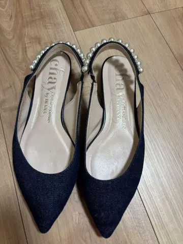 chay DIANA 다이애나 백 펄 스트랩 데님 샌들