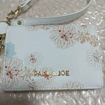 PAUL & JOE 꽃무늬 패스 케이스 2면식 아이보리 교통카드 지갑