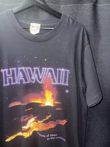 HAWAII 화산 디자인 티셔츠 90s usa제