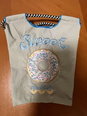 도넛 자수 토트백