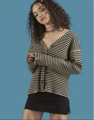 UNIF 유니프 보더 가디건