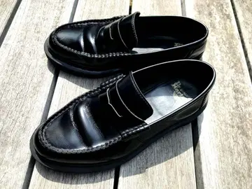 Dr. Martens 로퍼