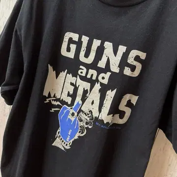 DIET BUTCHER SLIM SKIN 블랙 티셔츠 GUNS