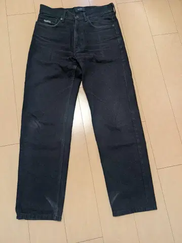 DELUXE 블랙 데님 팬츠 디럭스