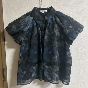 rienda V&A 꽃무늬 퍼프 슬리브 블라우스 보타니컬