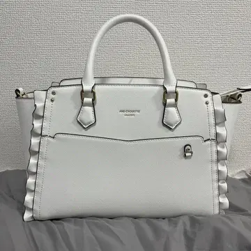 &chouette 이타백 화이트 화이트