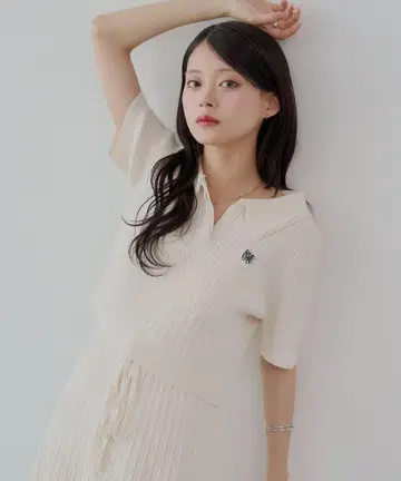 chiko 셋업 가능 레이어드 케이블 자수 폴로 니트 화이트