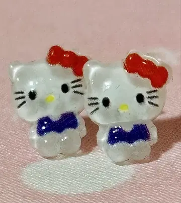 헬로키티 귀걸이(양쪽 귀용)