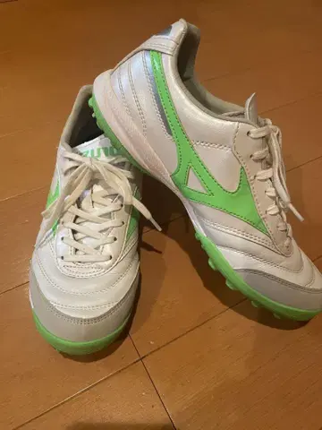 Mizuno 축구화 화이트/그린 23.0