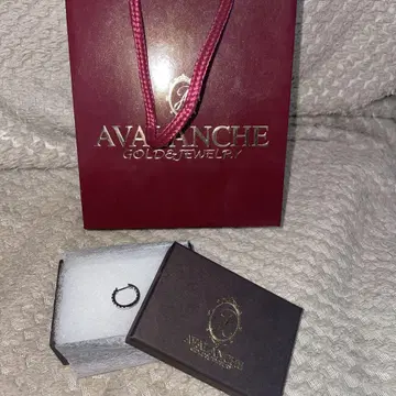 아발란치 AVALANCHI 귀걸이