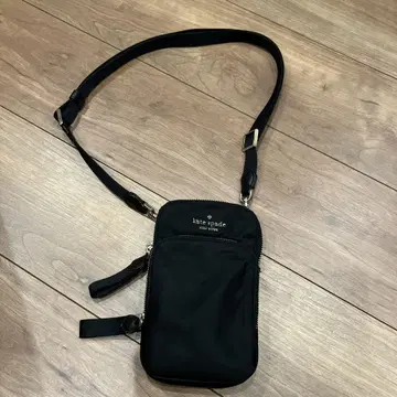 kate spade 스마트폰 숄더