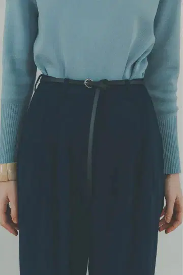 clane THIN LINE BELT 블랙