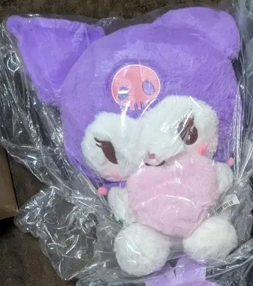 산리오 모모이로 하트 인형 BIG 봉제 인형 쿠로미